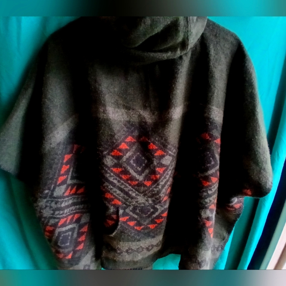 Steve Madden Poncho OSFM